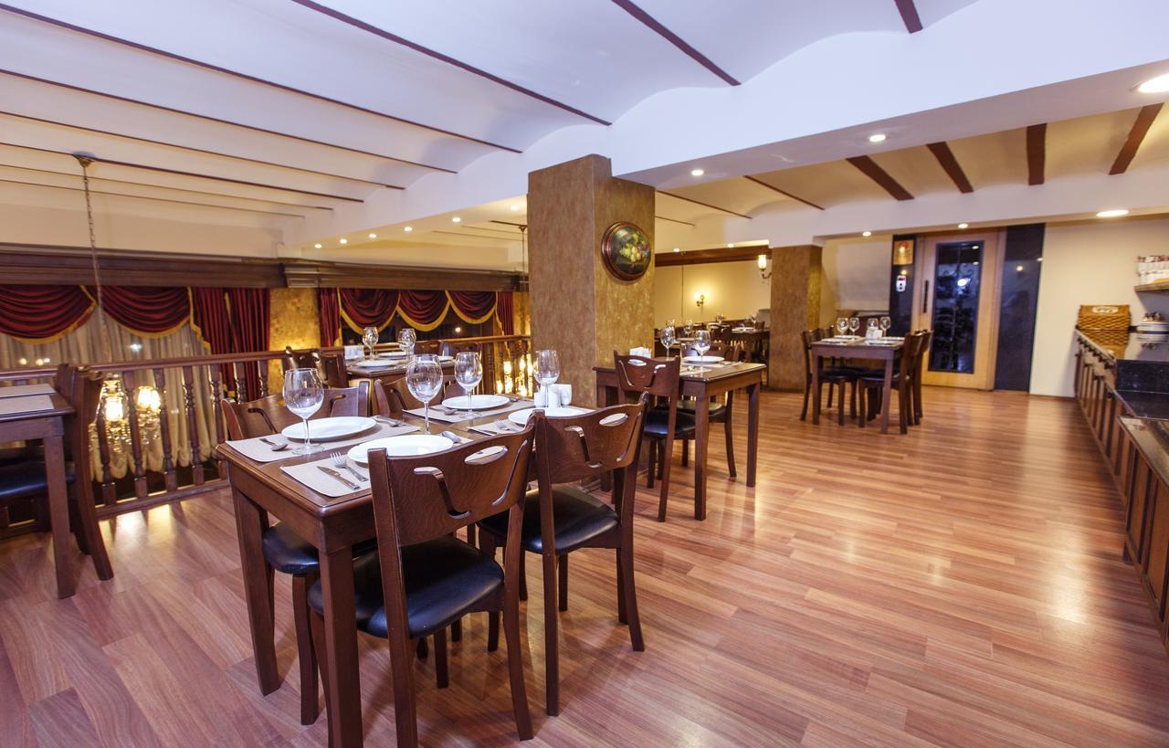Tahir Aga Konagi Hotel Trabzon Bagian luar foto